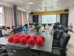 鹽城先鋒島項目領(lǐng)導(dǎo)到公司參觀考察